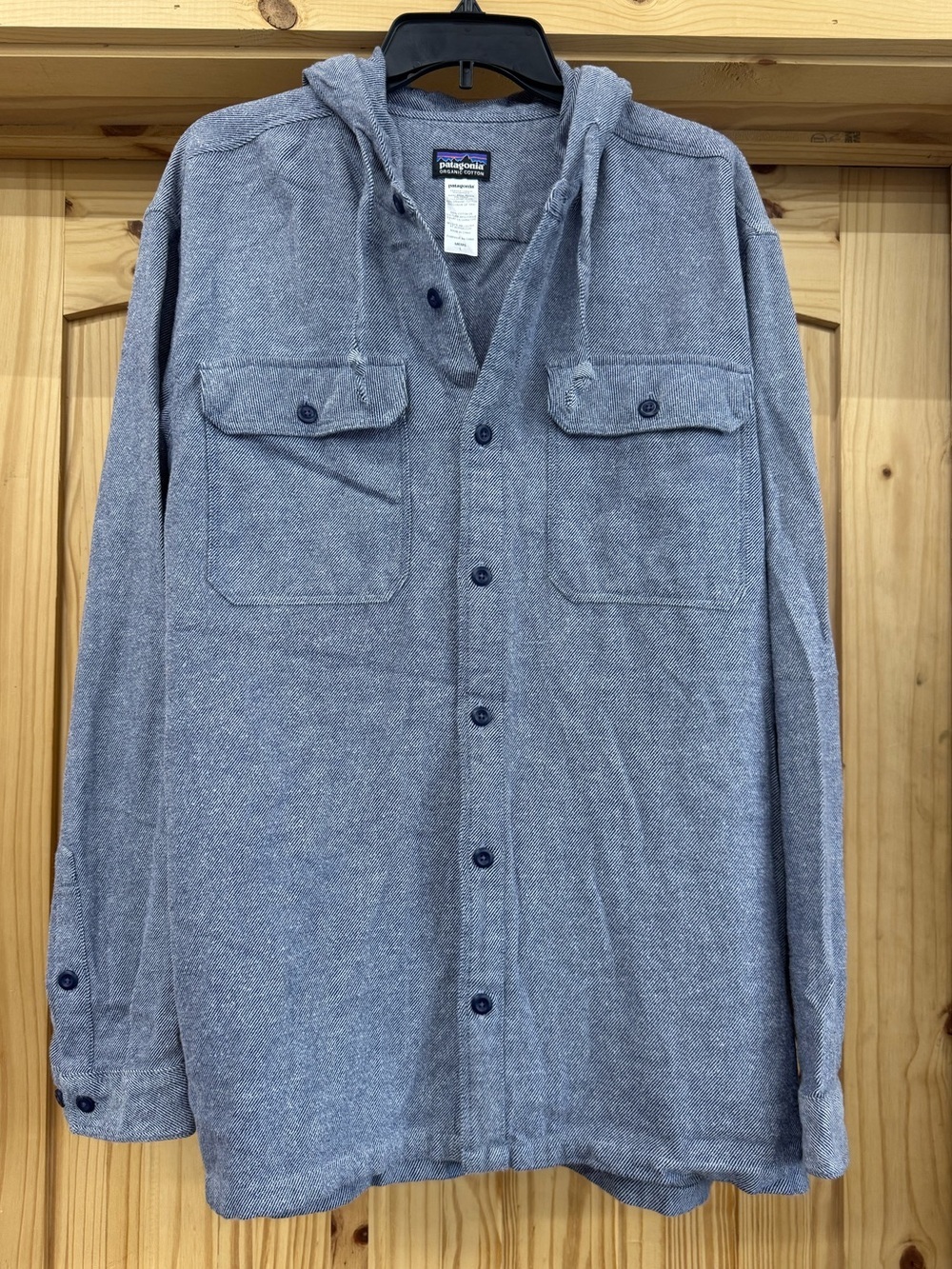 Patagonia‎ Heathered Light Blue Hooded Button-Up Shirt Jacket